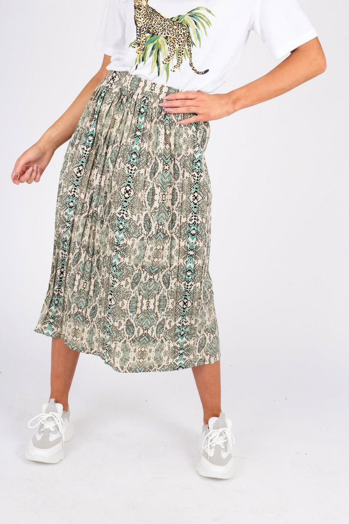 Green Snake Print Pleated Midi Skirt