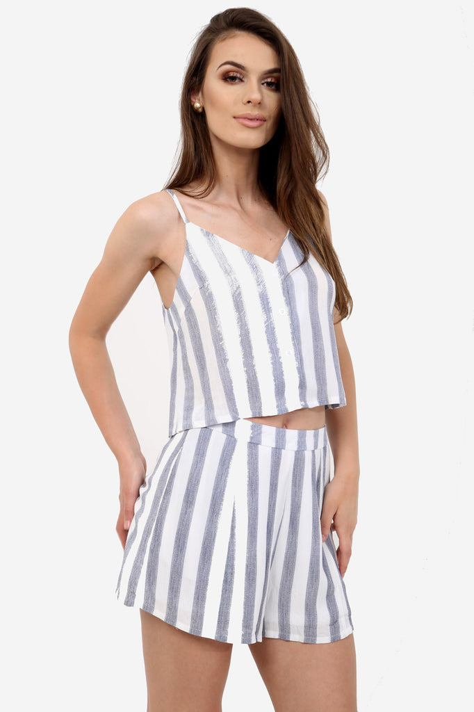 White Linen Shorts In Stripe